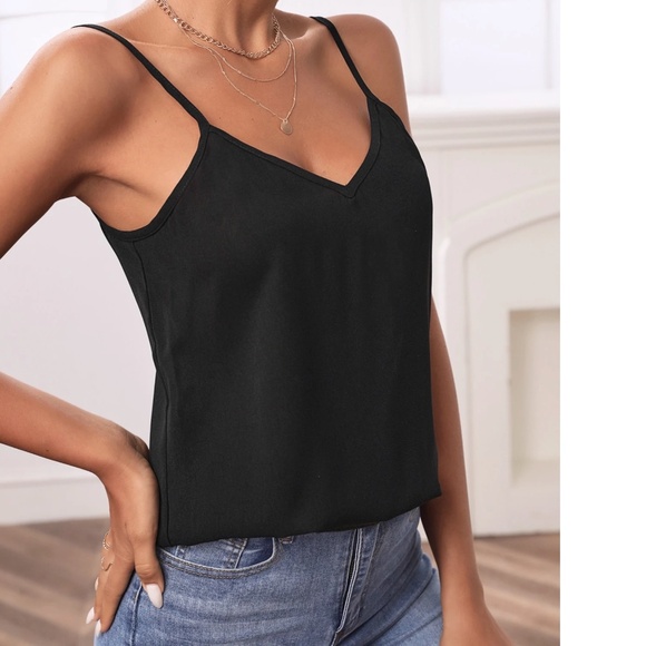 Solid Black Lace Backless Cami Tank top - Picture 4 of 4